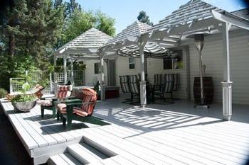 Alexandria House Bed & Breakfast Вест-Келоуна Экстерьер фото